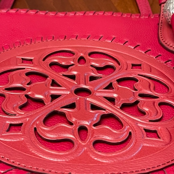 NWT BRIGHTON GABRIELLA MEDALLION TOTE - Picture 6 of 15